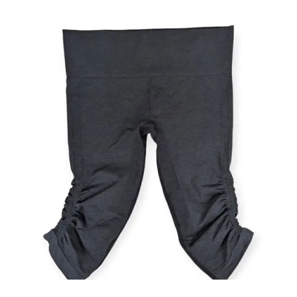 Lululemon In The Flow Crop II Heathered Deep Coal Size 4